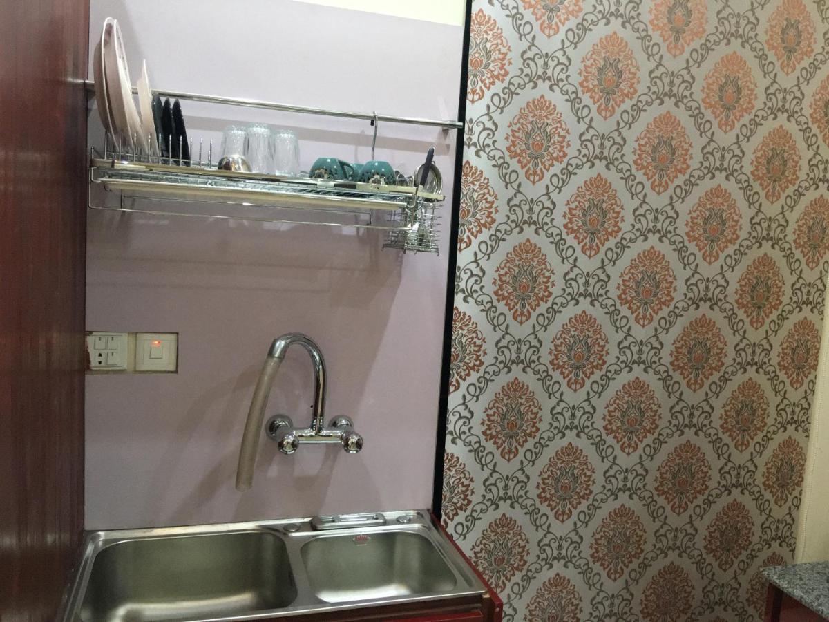 One Bed Studio Apartment Near Shaukat Khanum Lahore Exterior foto