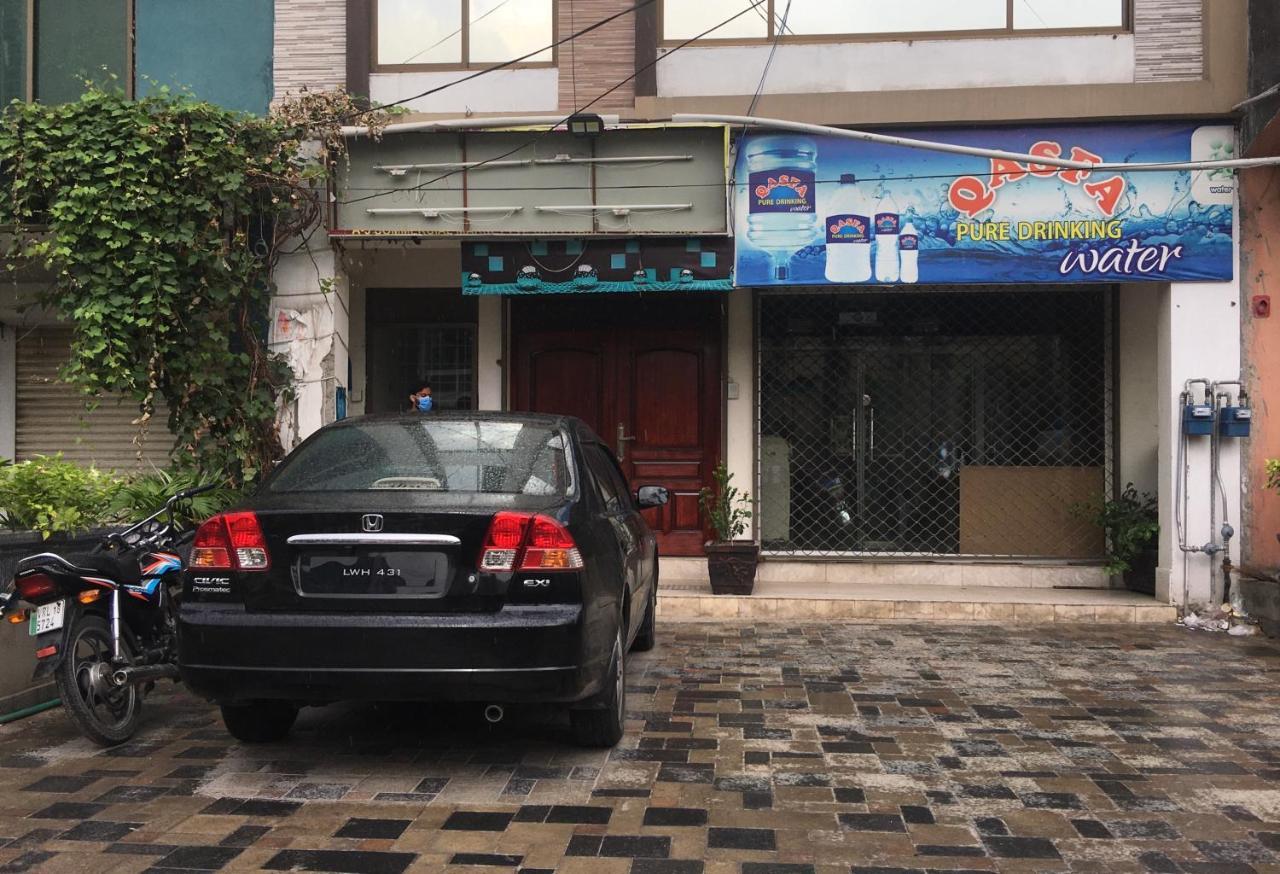 One Bed Studio Apartment Near Shaukat Khanum Lahore Exterior foto